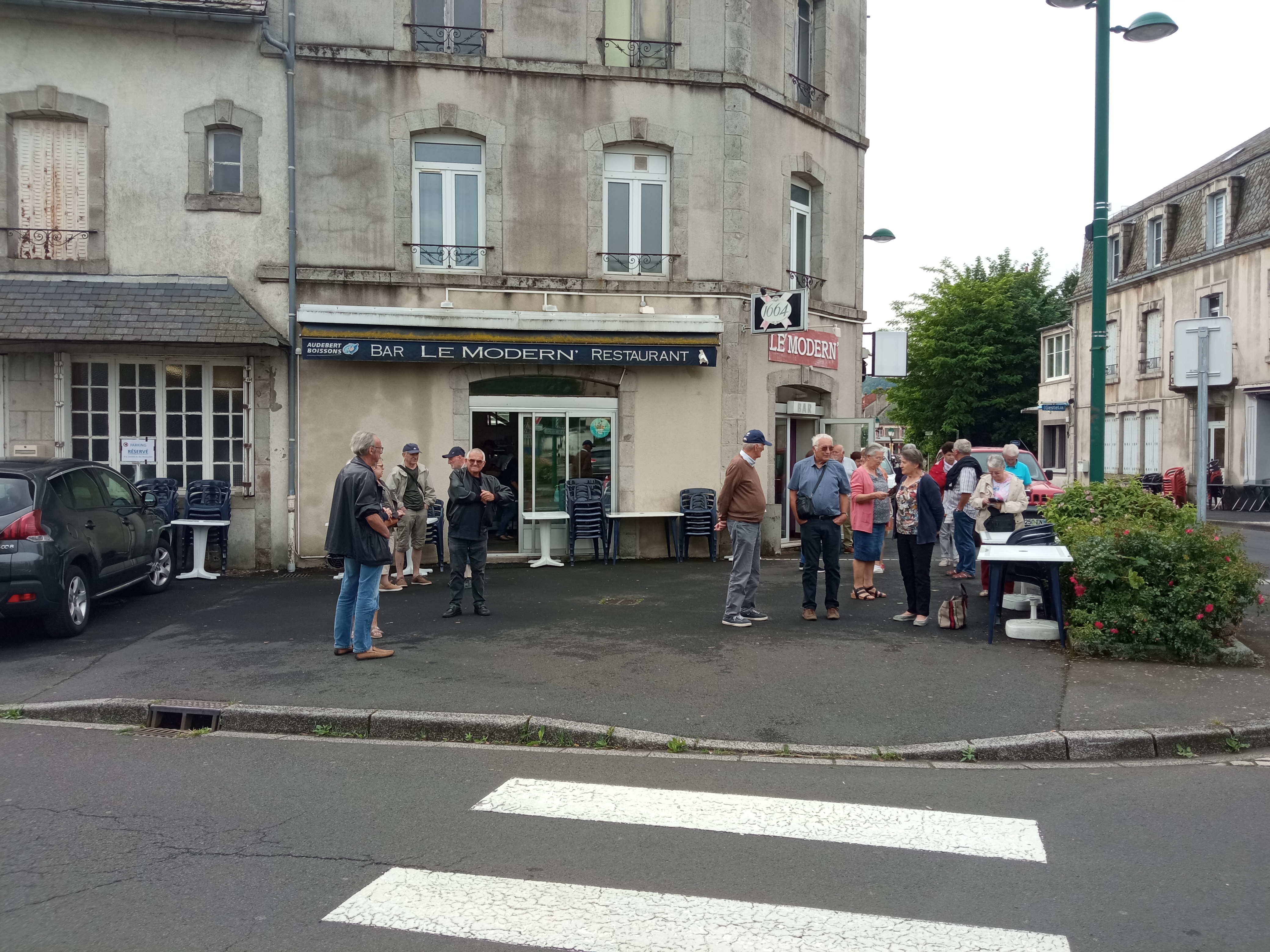 VOYAGE À RIOM ÈS MONTAGNES.