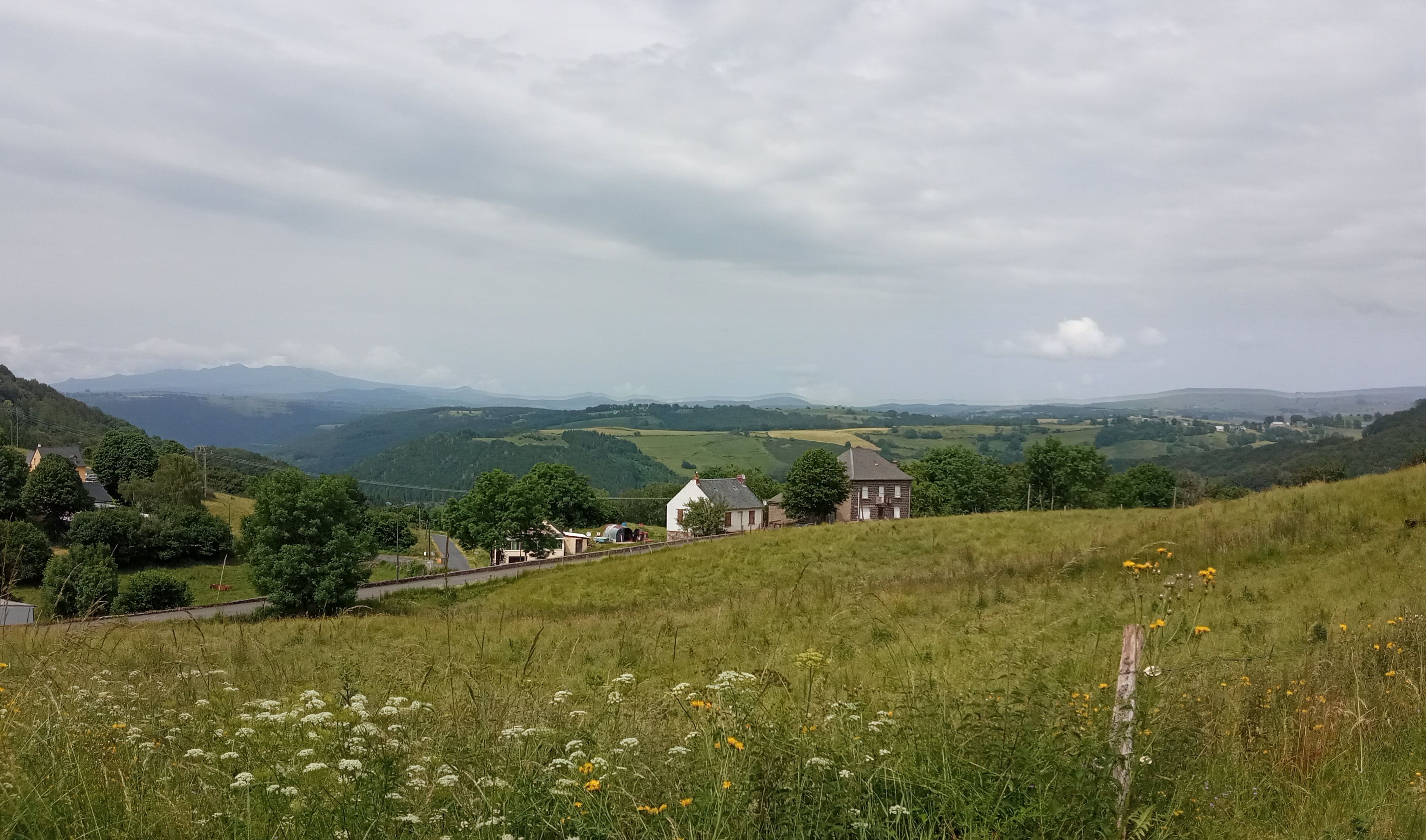 VOYAGE À RIOM ÈS MONTAGNES.